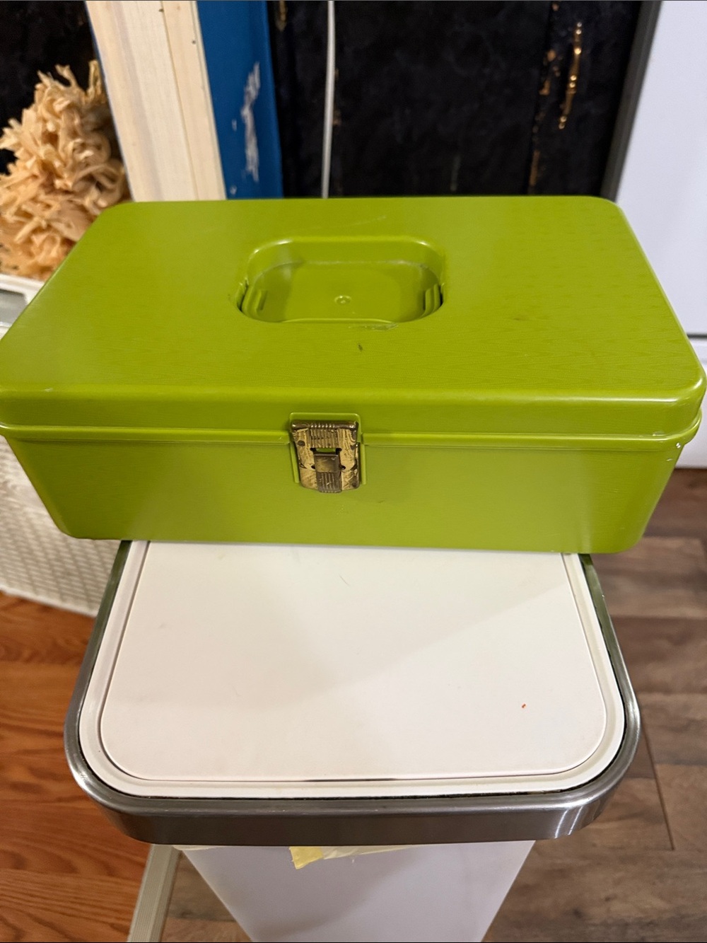 Retro Vintage 1970s sewing box full of sewing supplies